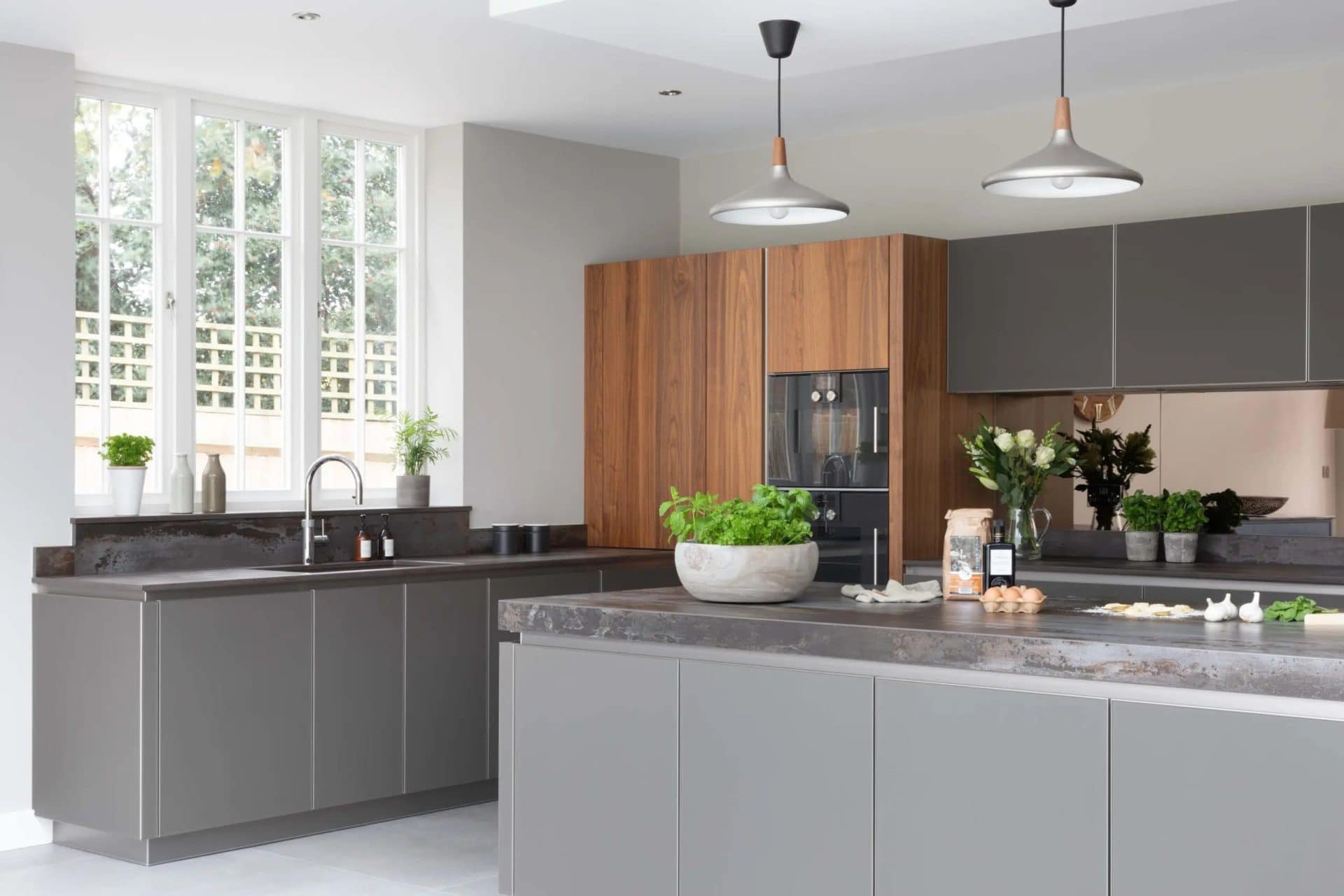 Searle & Taylor | Handmade Bespoke and Contemporary Kitchens